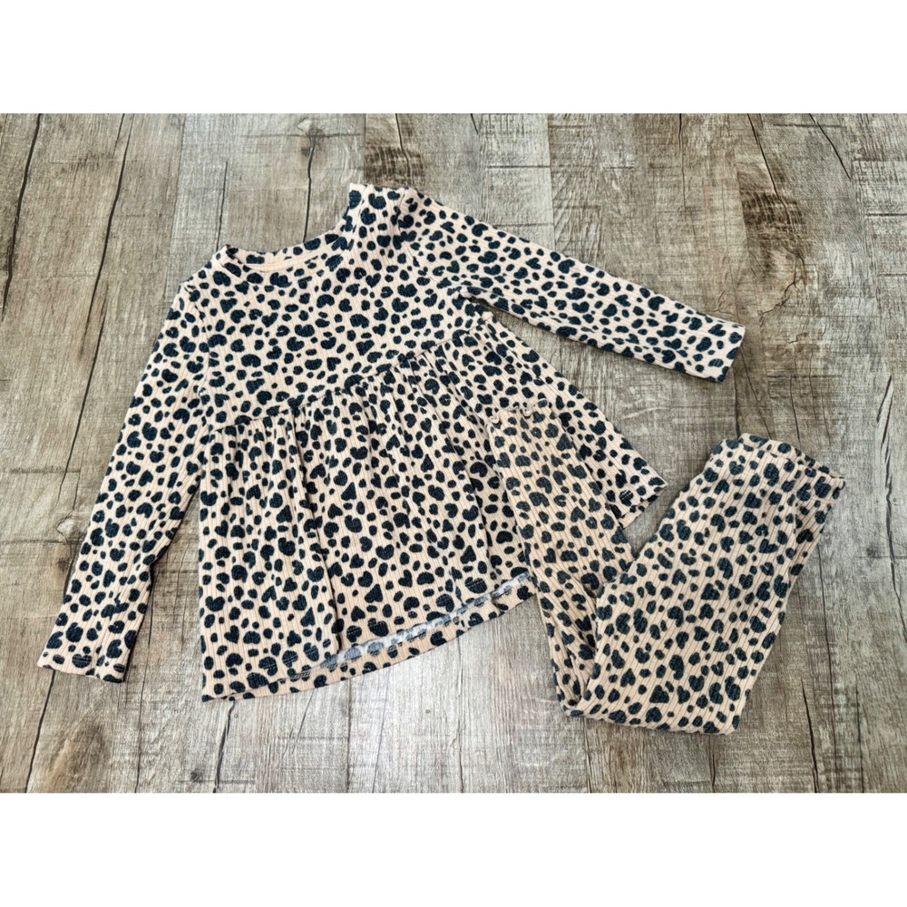 Cat & Jack Toddler Girls Leopard Heart Ribbed Peplum Top and Leggings Set 3T